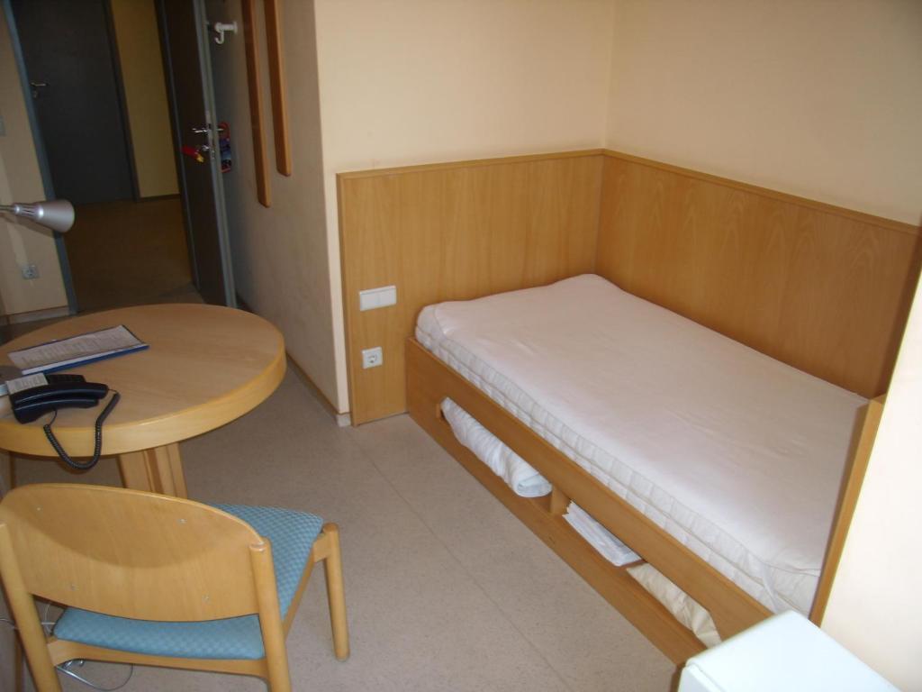 Hostel Jugendgästehaus St.-michaels-heim *